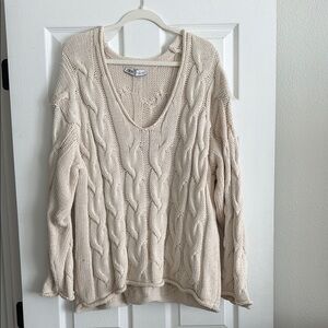 Zara Cream V-Neck Cable Knit Sweater